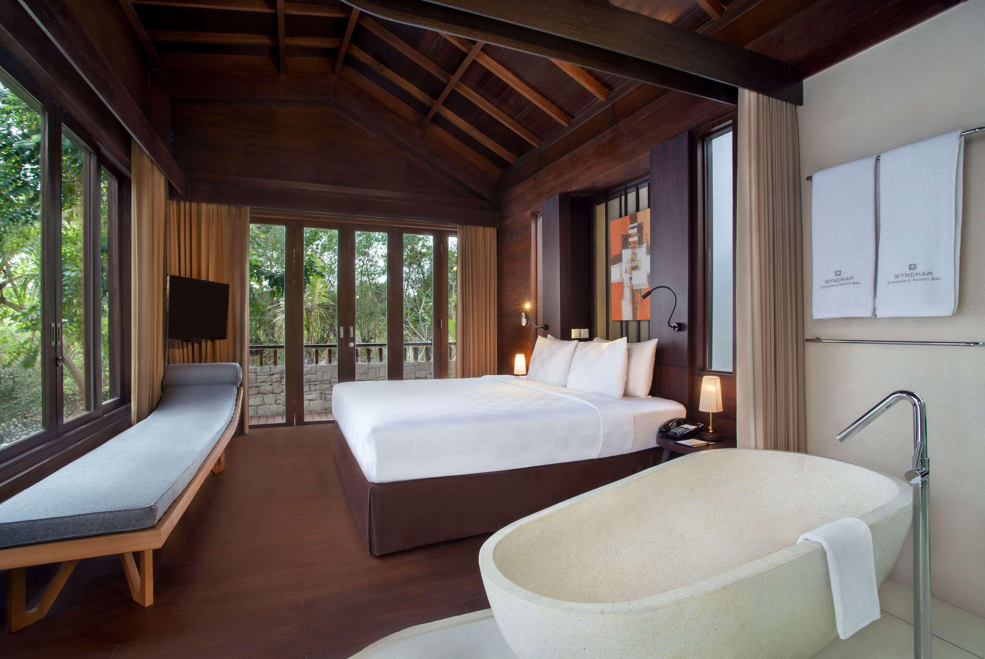 Wyndham Dreamland Resort Bali Uluwatu Dış mekan fotoğraf